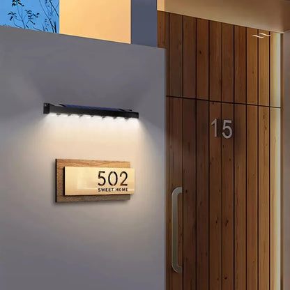 AuroraGlow™ 4-LED Solcellsdriven Staketlampa – Varmt Ljus för Hem & Minnesplats