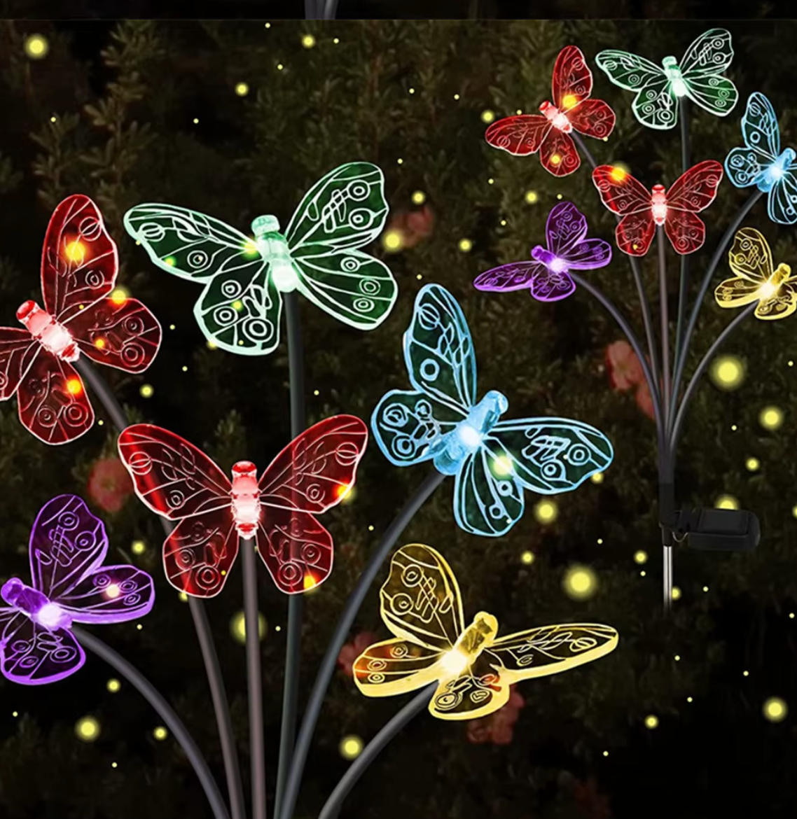 🦋 AuroraGlow™ Solcellsdriven LED Fjärilslampa (8–10 fjärilar)